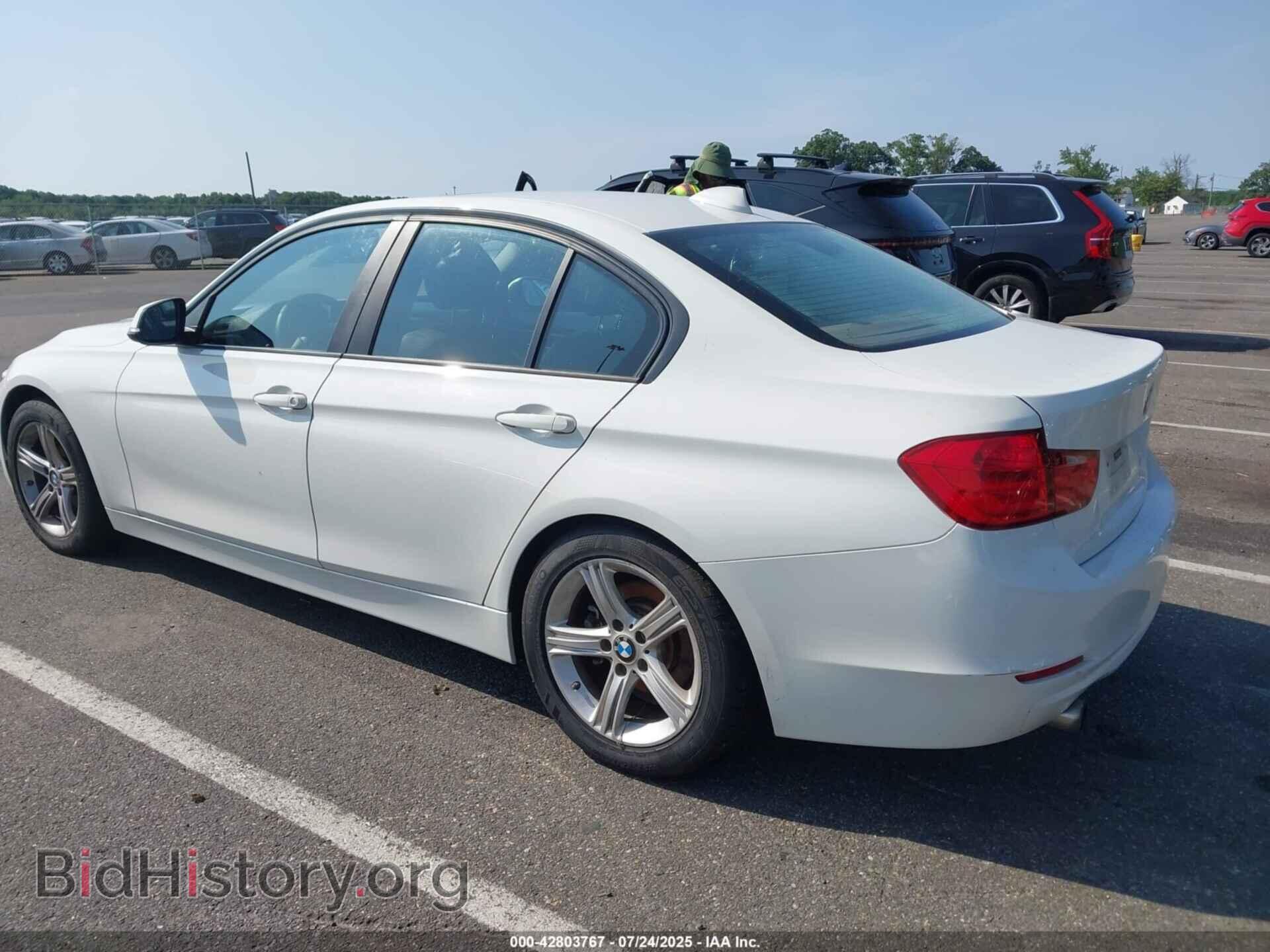 2013 BMW 320I - VIN: WBA3C3C58DF983054 - Фото 3