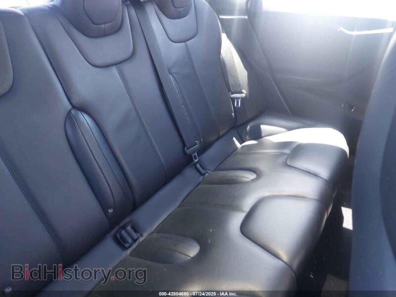 2016 Tesla MODEL S (VIN 5YJSA1E2XGF152689) — фото 8 из 17