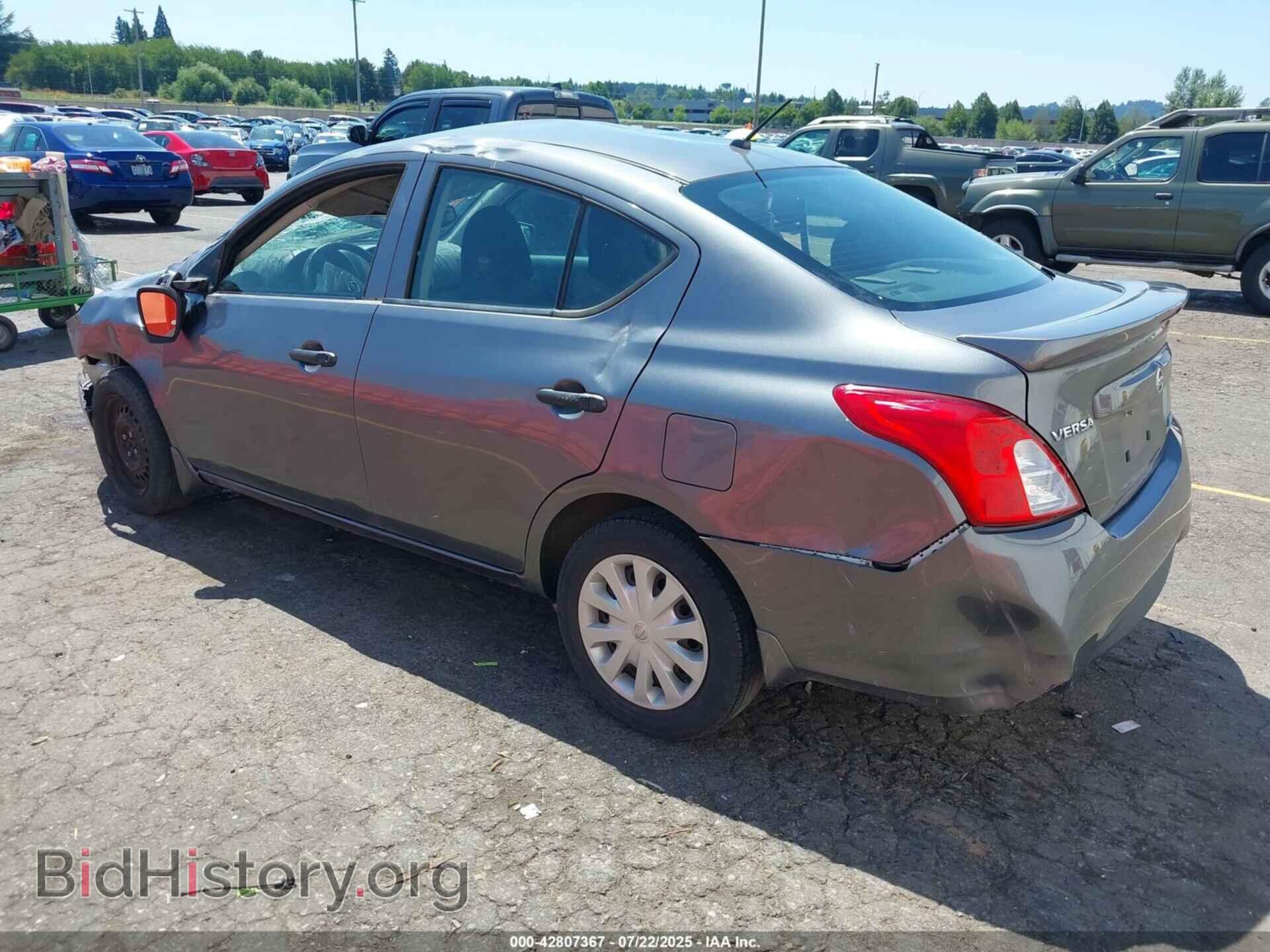 2016 NISSAN VERSA - VIN: 3N1CN7AP8GL856486 - Фото 3