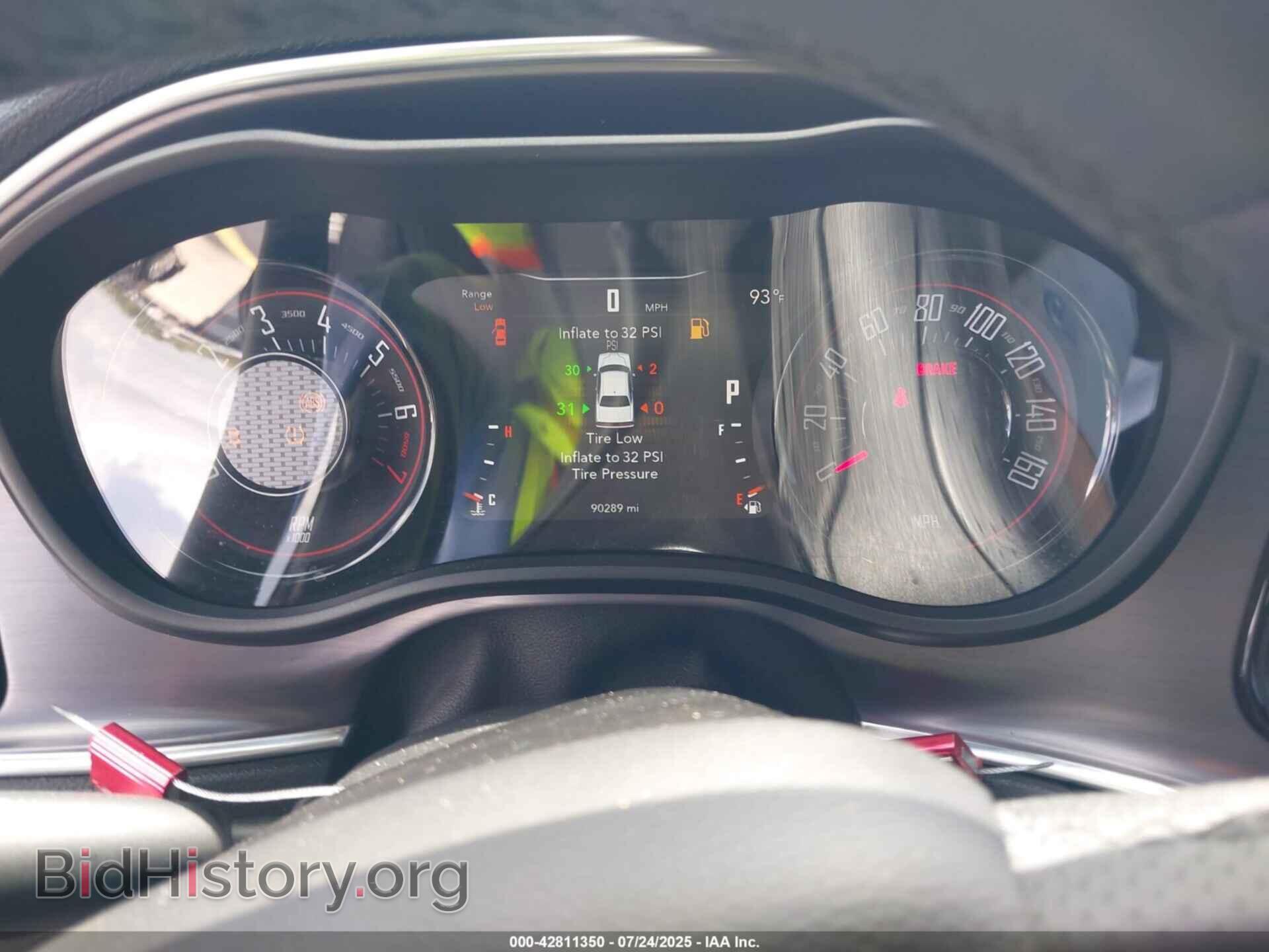 2016 DODGE CHALLENGER - VIN: 2C3CDZAG1GH166345 - Фото 7
