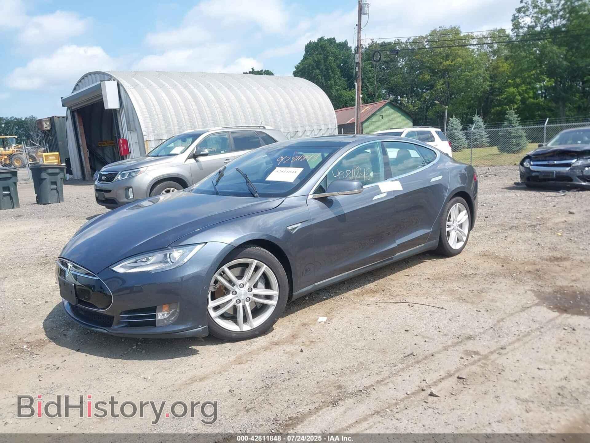 2015 TESLA MODEL S - VIN: 5YJSA1E25FF104709 - Photo 2