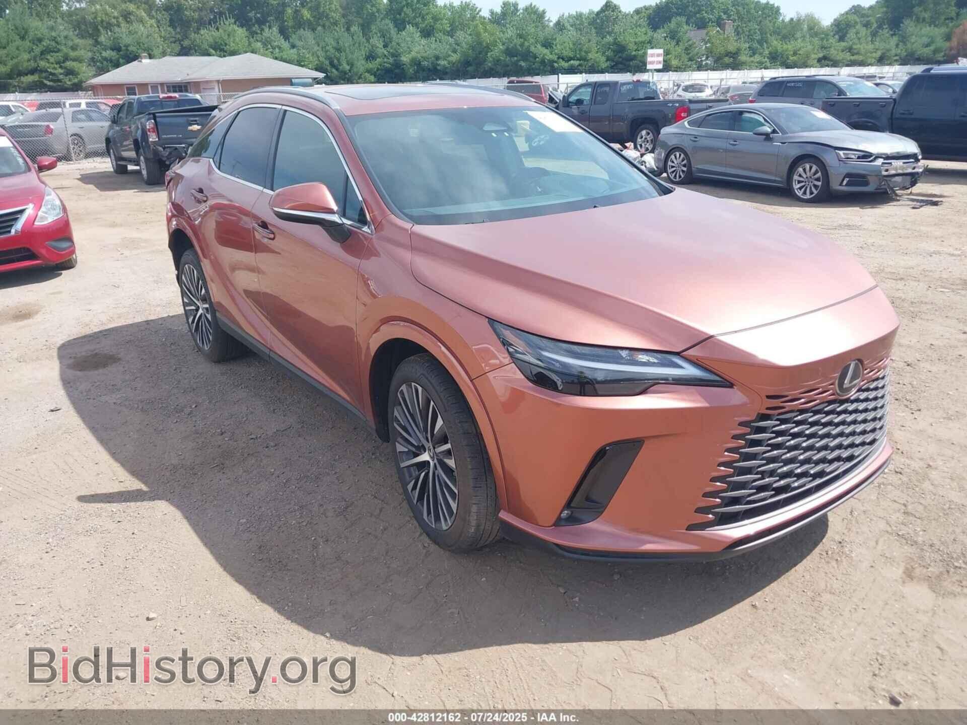 Photo 2T2BAMBAXPC010176 - LEXUS RX 350 2023