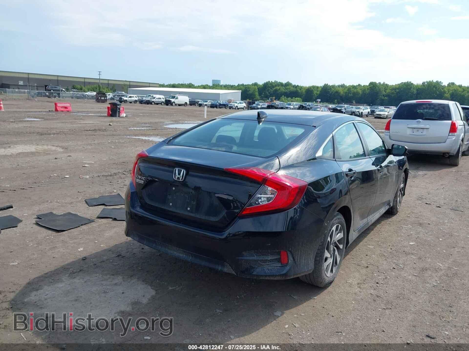2018 HONDA CIVIC - VIN: 2HGFC2F74JH598934 - Фото 4