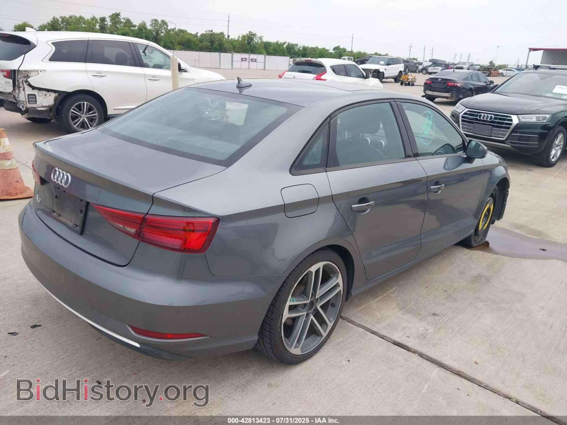 2017 AUDI A3 - VIN: WAUAUGFF4H1035060 - Фото 4