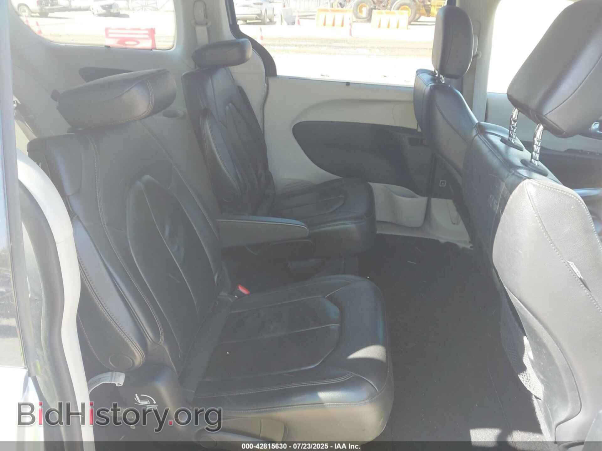 2017 CHRYSLER PACIFICA - VIN: 2C4RC1BG2HR756722 - Photo 8
