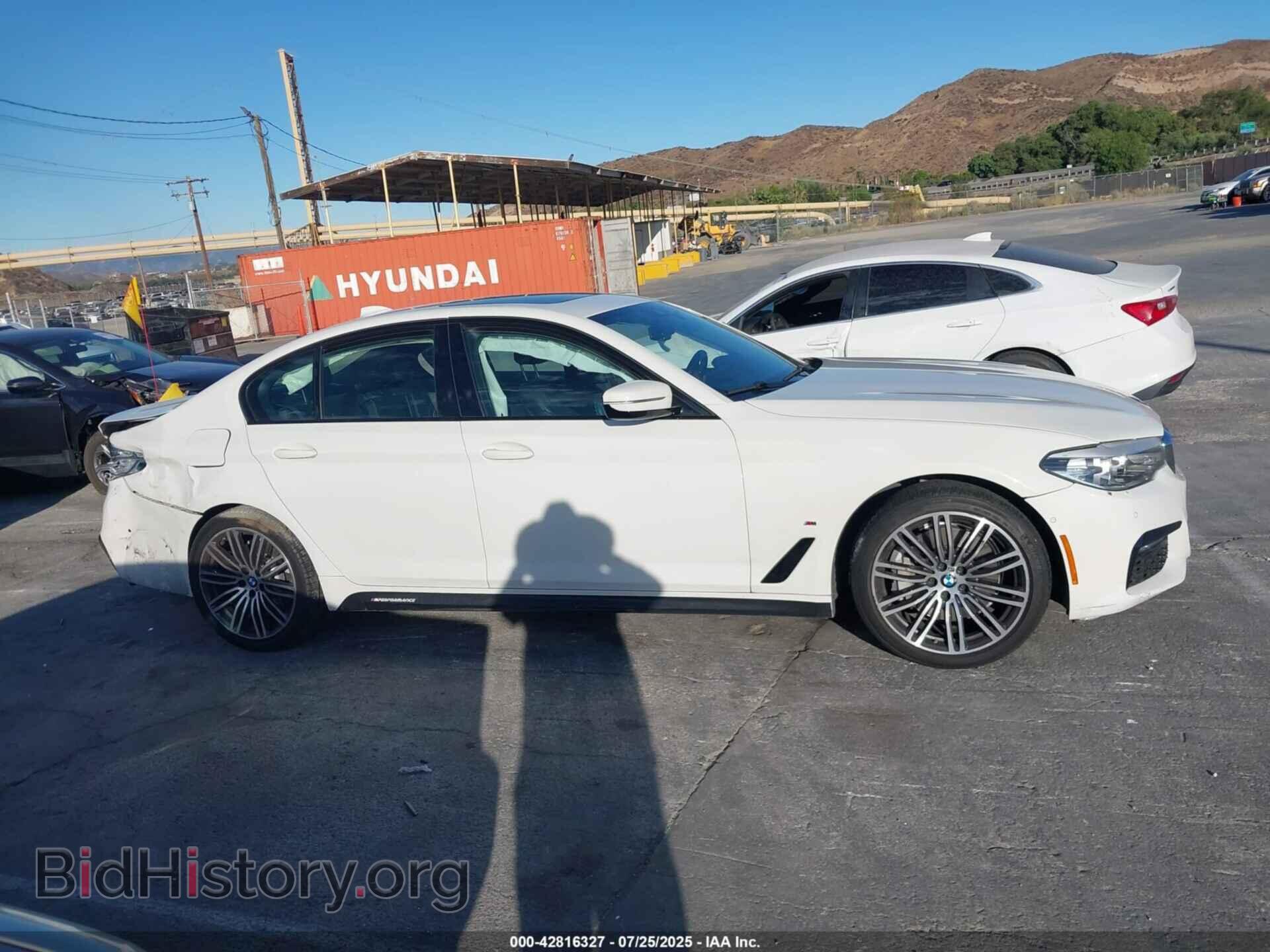 2020 BMW 530E - VIN: WBAJA9C03LCD29134 - Фото 13