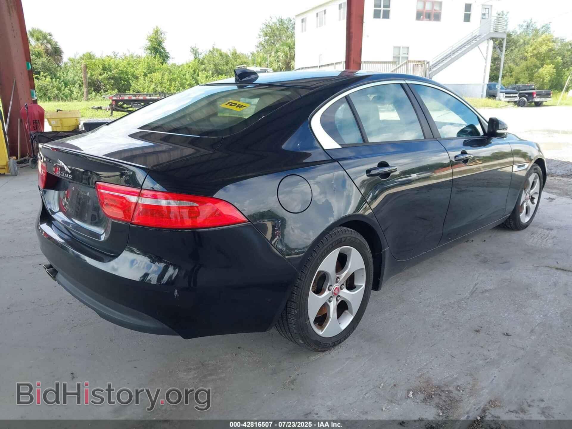 2017 JAGUAR XE - VIN: SAJAR4BN0HCP12935 - Фото 4