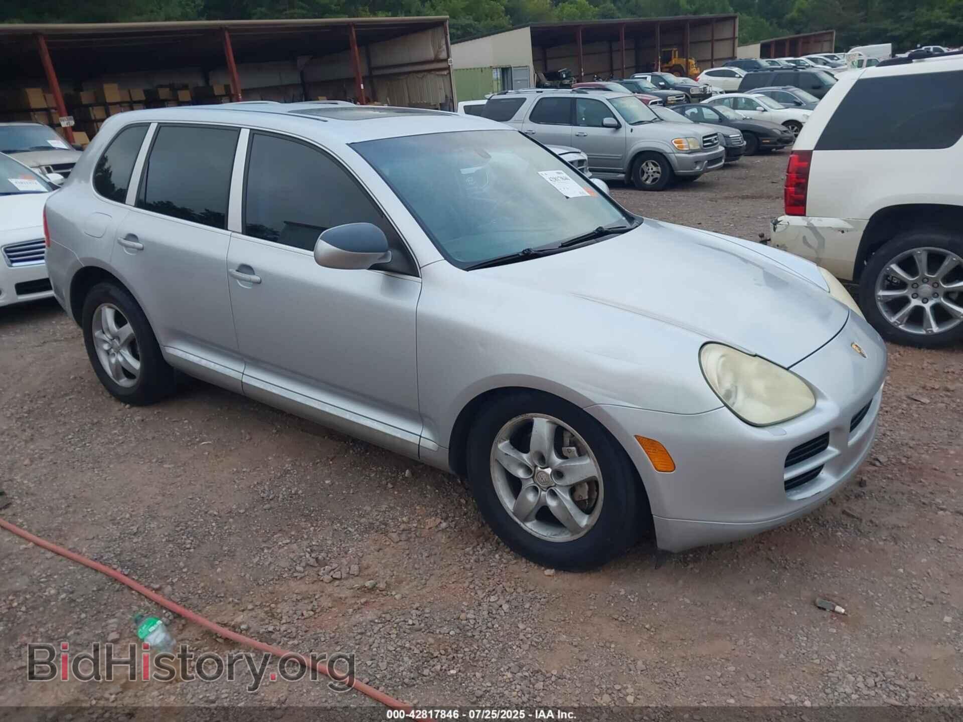 Photo WP1AB29P45LA60510 - PORSCHE CAYENNE 2005