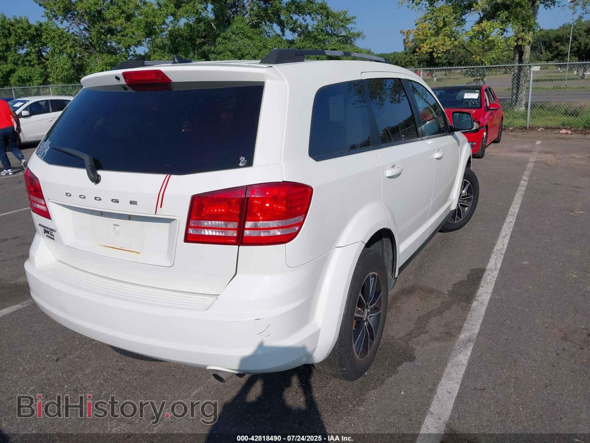 2017 DODGE JOURNEY - VIN: 3C4PDCAB5HT608079 - Фото 4
