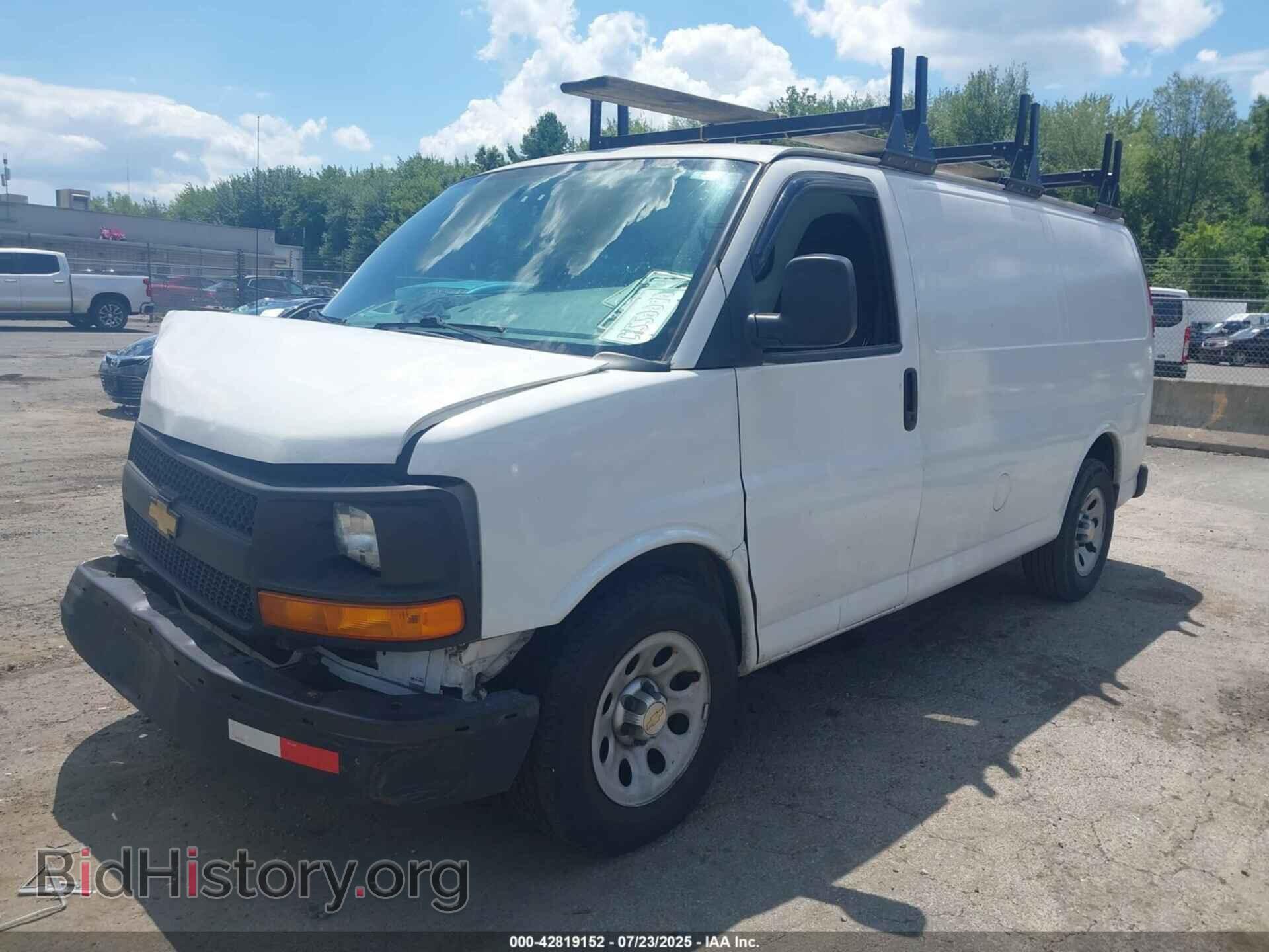 2014 CHEVROLET EXPRESS 1500 - VIN: 1GCSGAFX7E1113976 - Фото 2