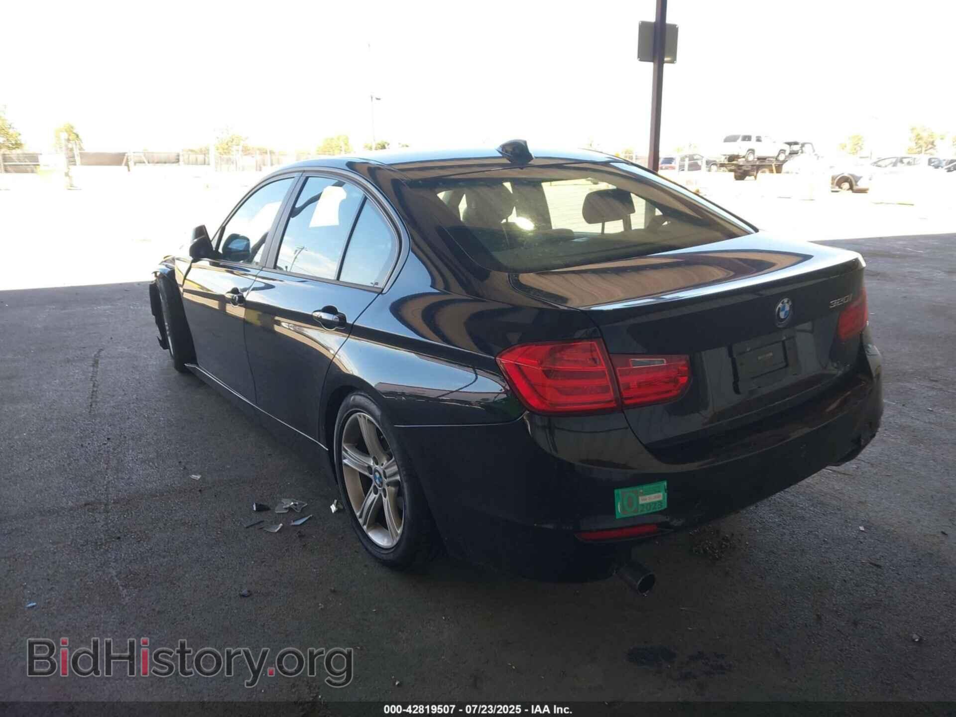 2014 BMW 320I - VIN: WBA3B1C51EP681060 - Фото 3