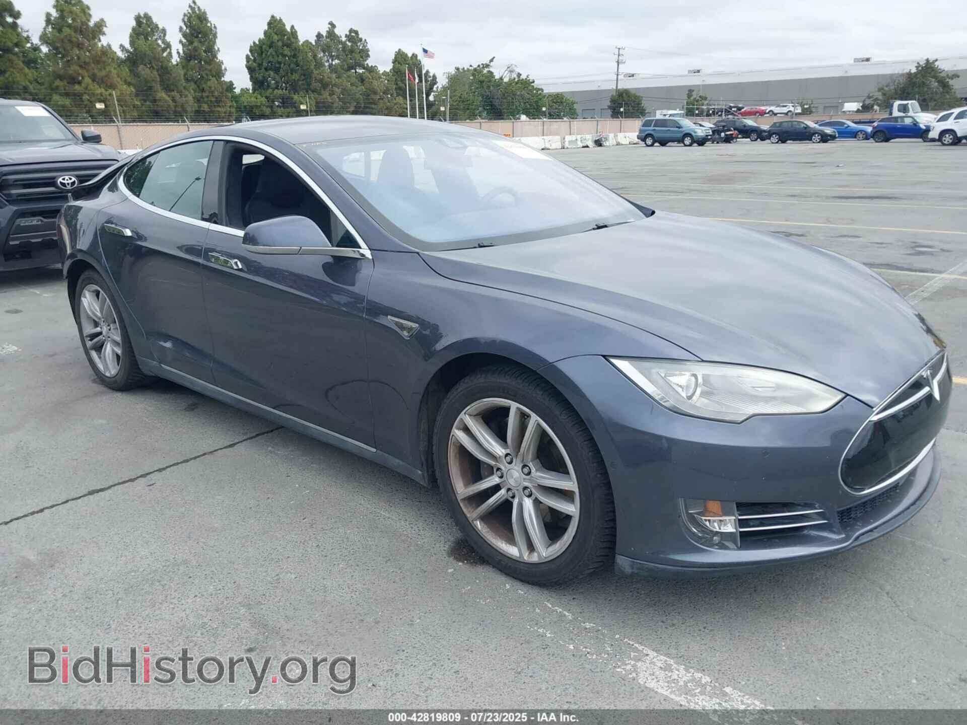 Фотография 5YJSA1H16EFP67644 - TESLA MODEL S 2014