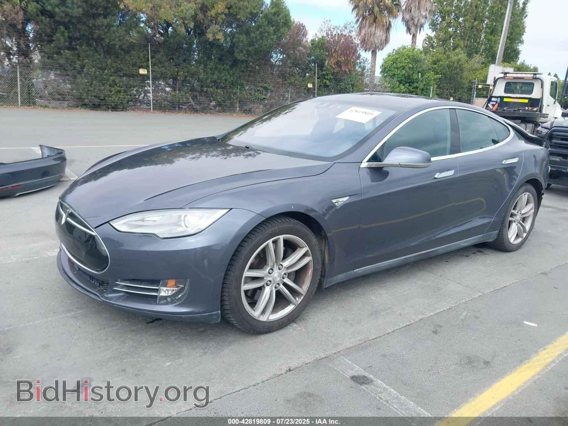 2014 TESLA MODEL S - VIN: 5YJSA1H16EFP67644 - Фото 2