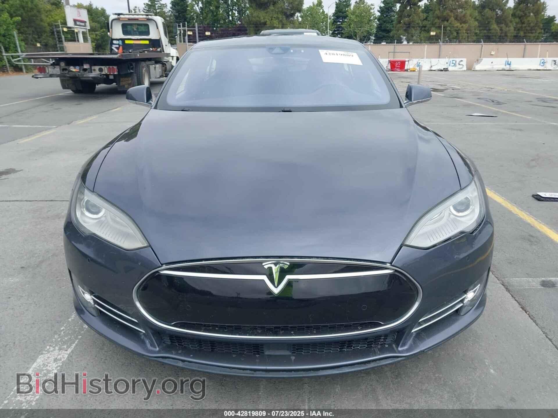 2014 TESLA MODEL S - VIN: 5YJSA1H16EFP67644 - Фото 13