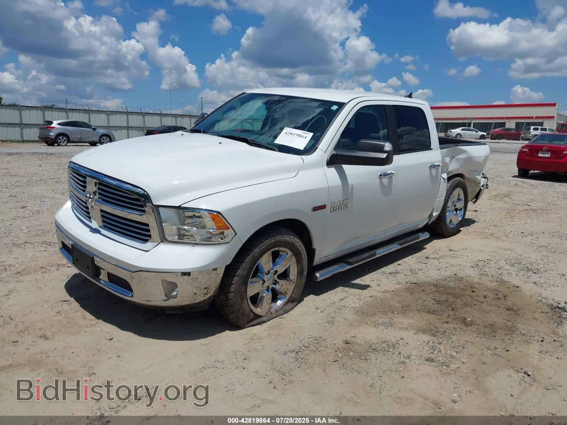 2017 RAM 1500 - VIN: 1C6RR7LMXHS877395 - Фото 2