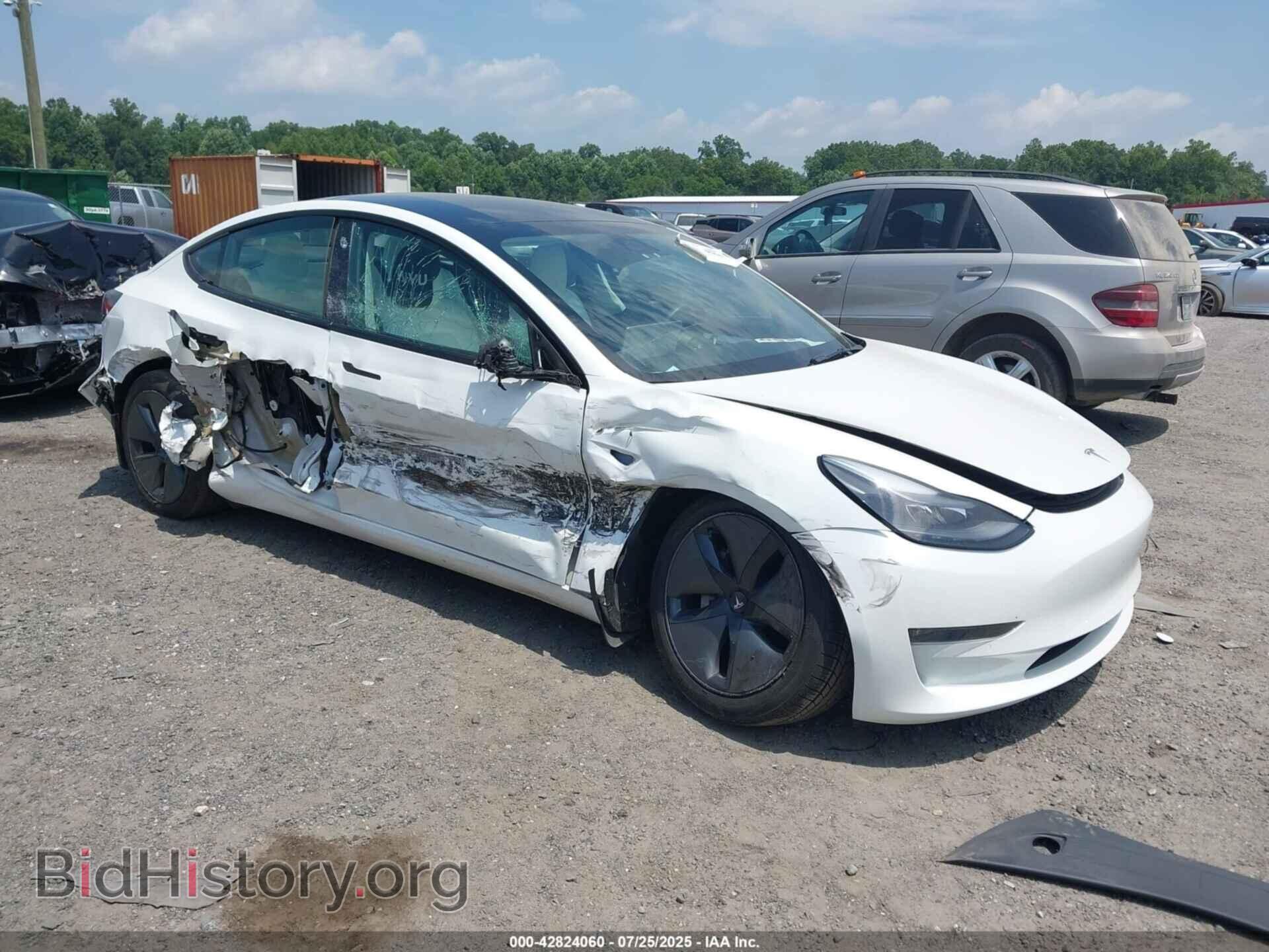 Photo 5YJ3E1EB8NF108843 - TESLA MODEL 3 2022