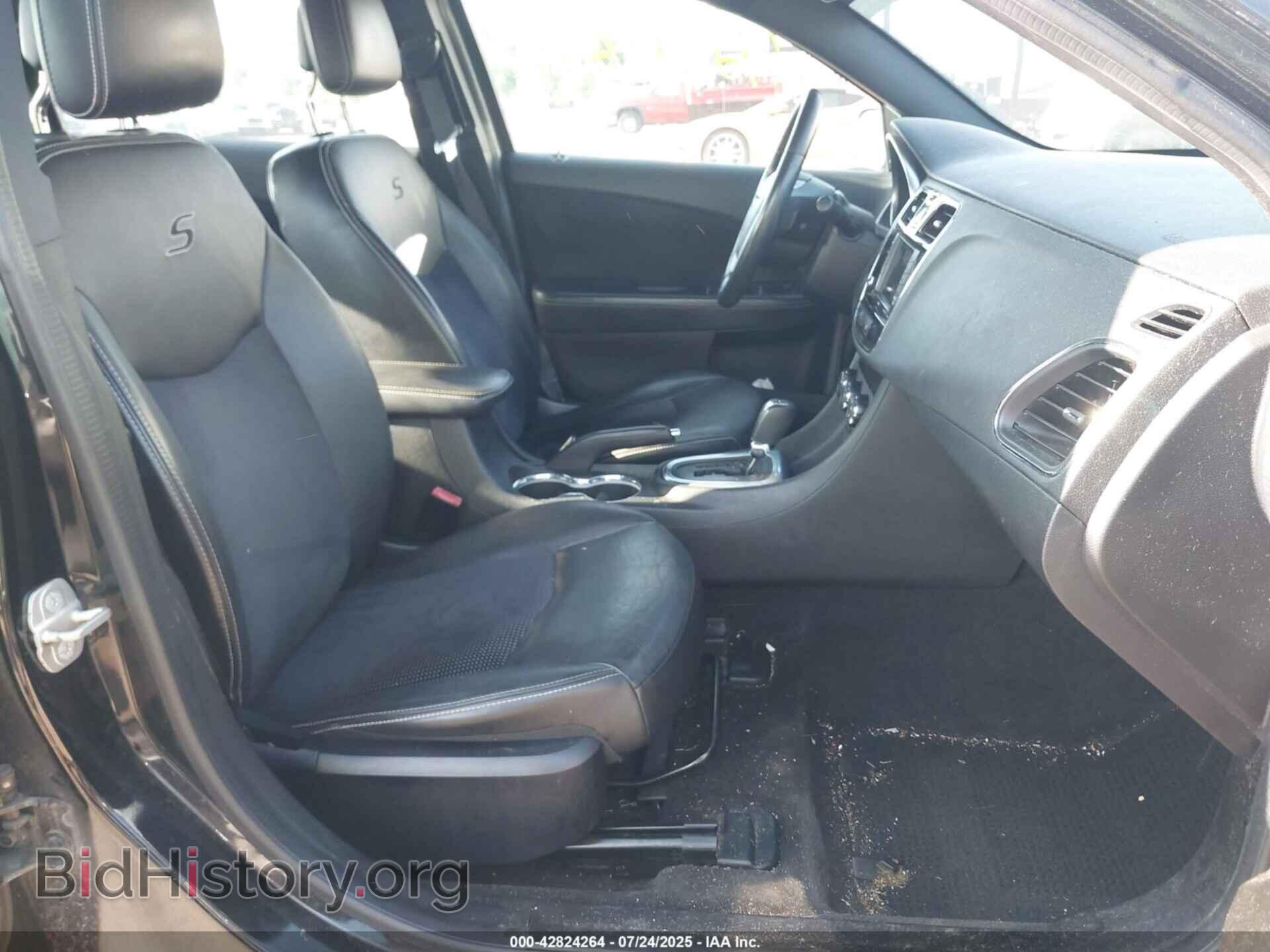 2014 CHRYSLER 200 - VIN: 1C3CCBCGXEN198948 - Photo 5