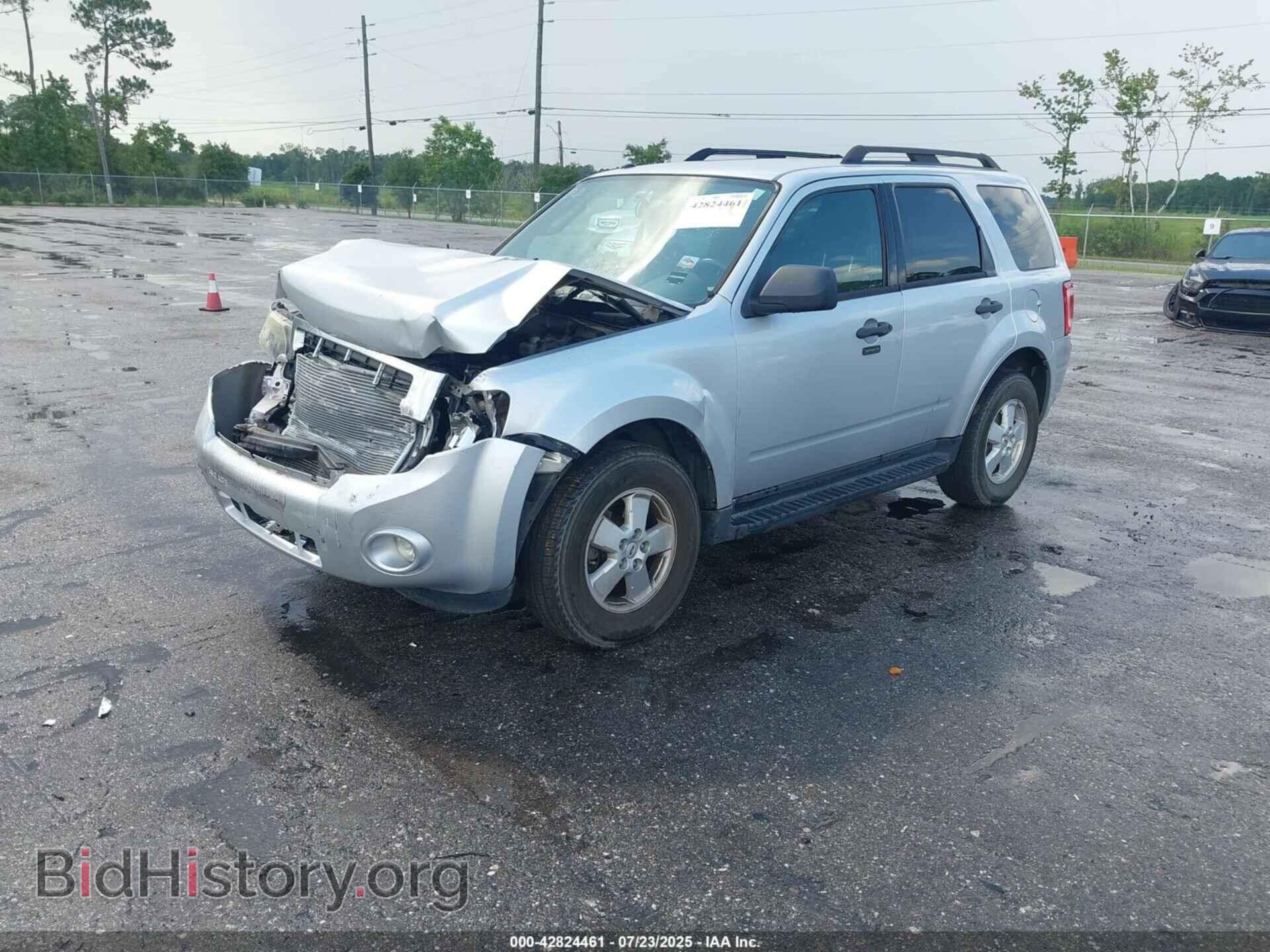 2011 FORD ESCAPE - VIN: 1FMCU0DG8BKB03887 - Фото 2