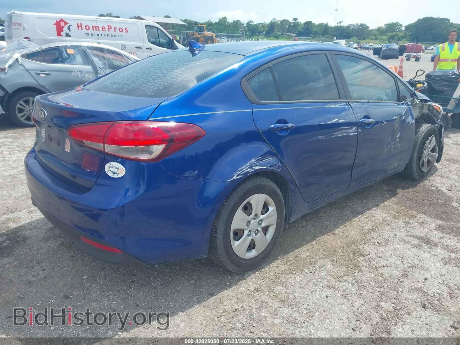 2017 KIA FORTE - VIN: 3KPFK4A71HE140164 - Фото 4