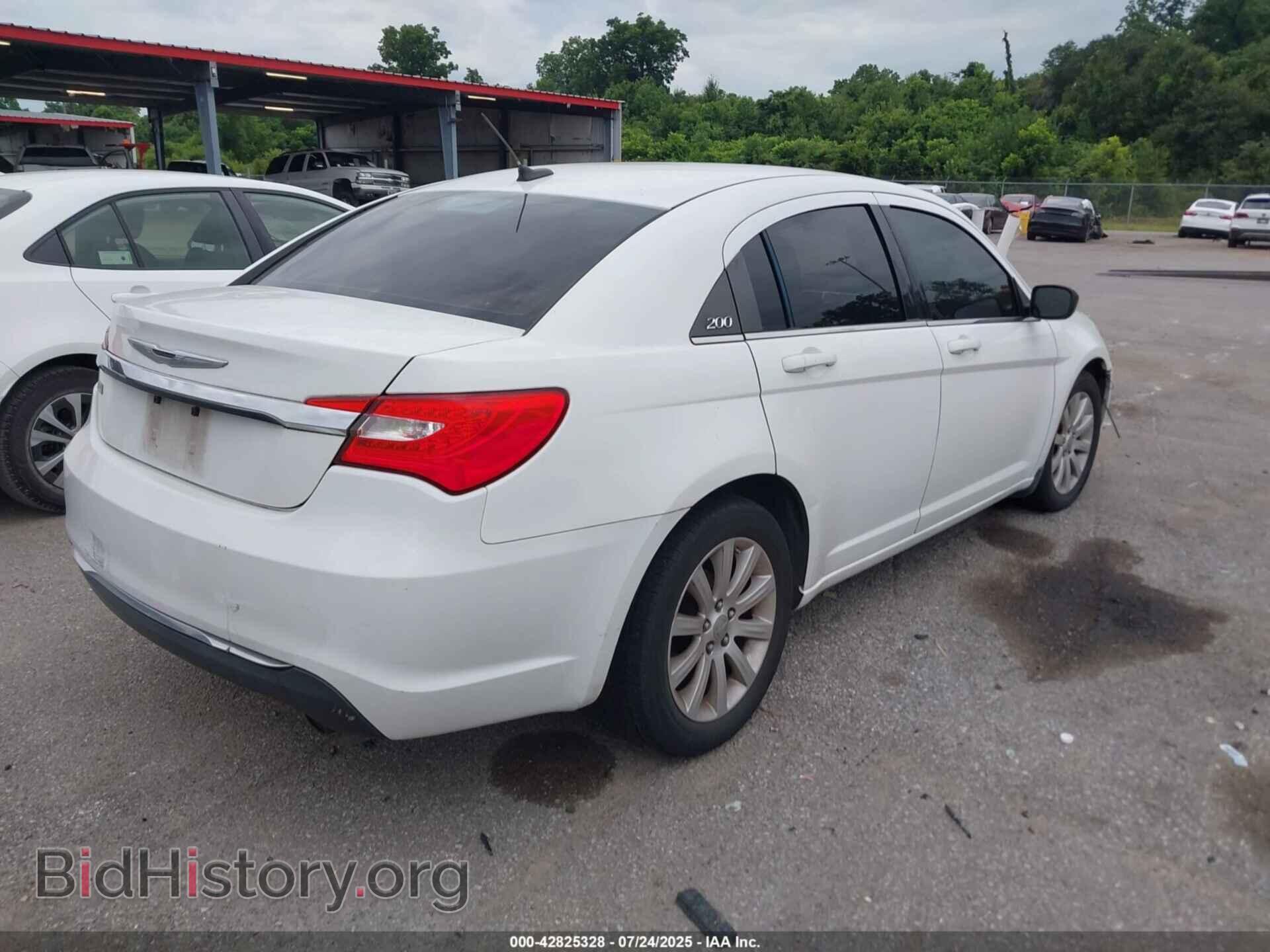 2014 CHRYSLER 200 - VIN: 1C3CCBBG2EN114753 - Фото 4