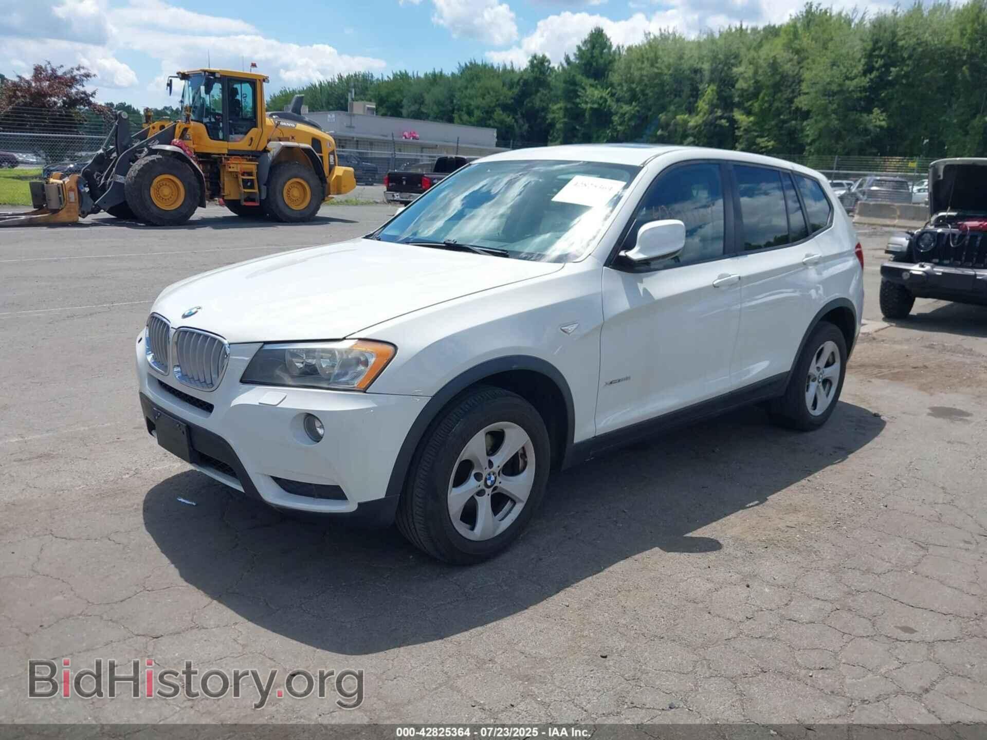 2011 BMW X3 - VIN: 5UXWX5C55BL702003 - Фото 2