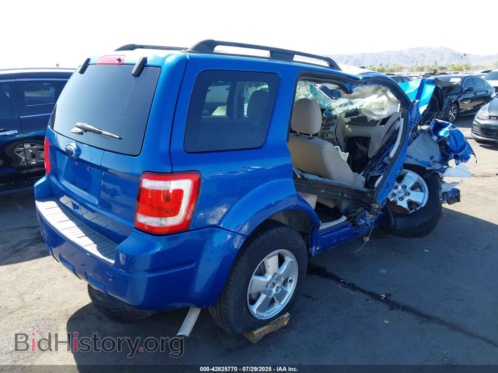 2011 FORD ESCAPE - VIN: 1FMCU0D76BKC19203 - Фото 4