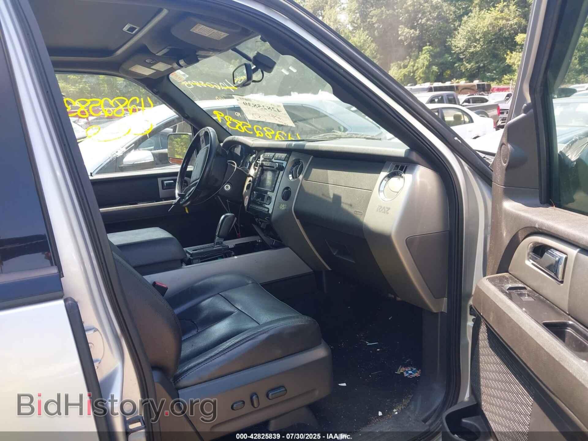 2011 FORD EXPEDITION - VIN: 1FMJU2A57BEF19529 - Фото 5