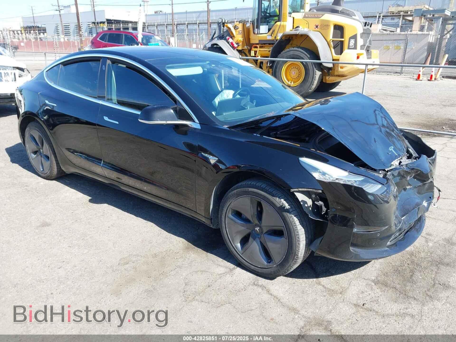 Фотография 5YJ3E1EA1JF013882 - TESLA MODEL 3 2018