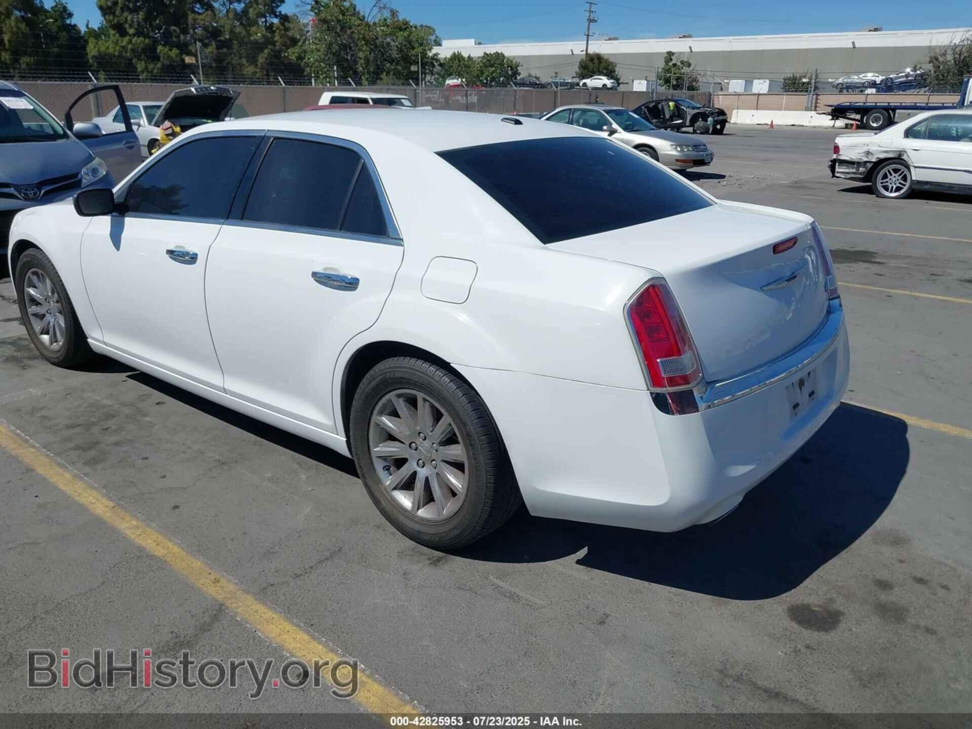 2014 CHRYSLER 300C - VIN: 2C3CCAET4EH169846 - Фото 3