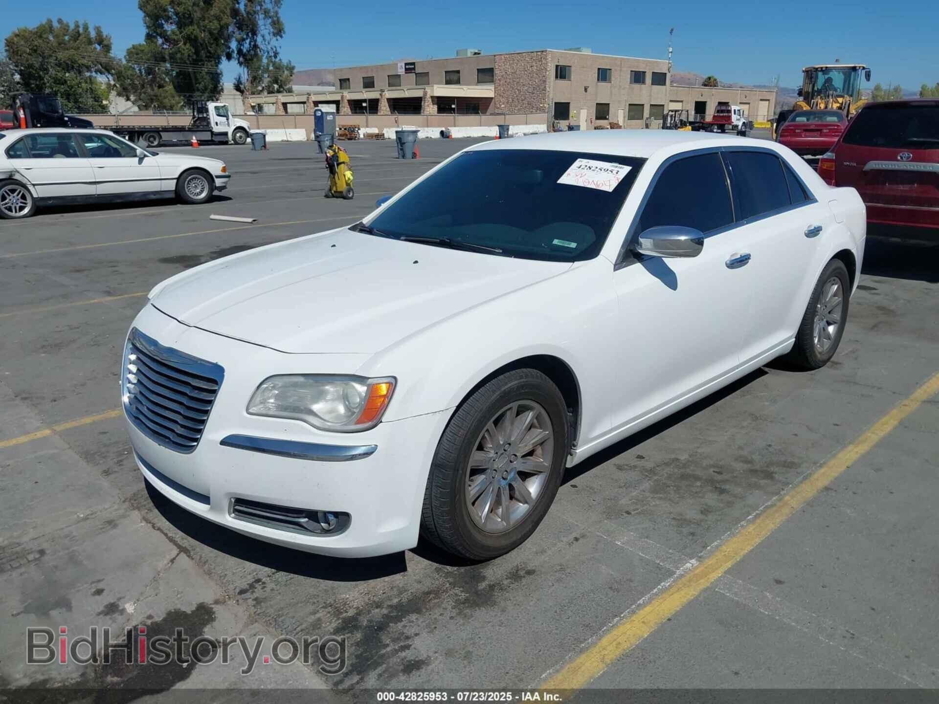 2014 CHRYSLER 300C - VIN: 2C3CCAET4EH169846 - Фото 6