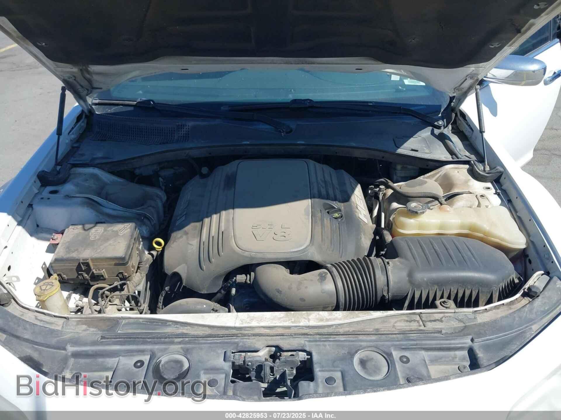 2014 CHRYSLER 300C - VIN: 2C3CCAET4EH169846 - Фото 10