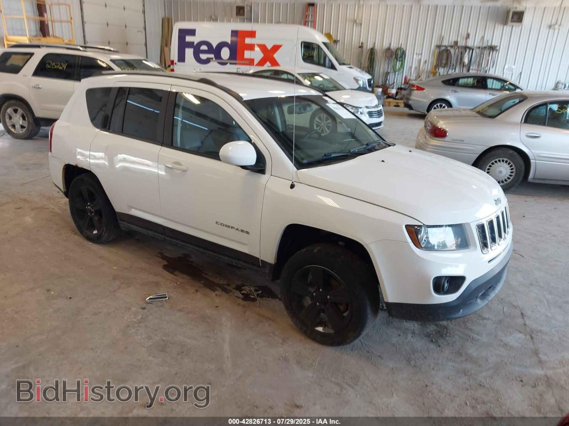 Photo 1C4NJDEB1HD205125 - JEEP COMPASS 2017