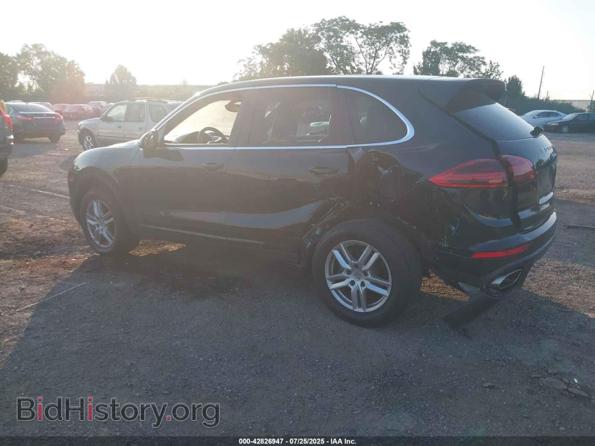 2016 PORSCHE CAYENNE - VIN: WP1AA2A26GLA04493 - Фото 3