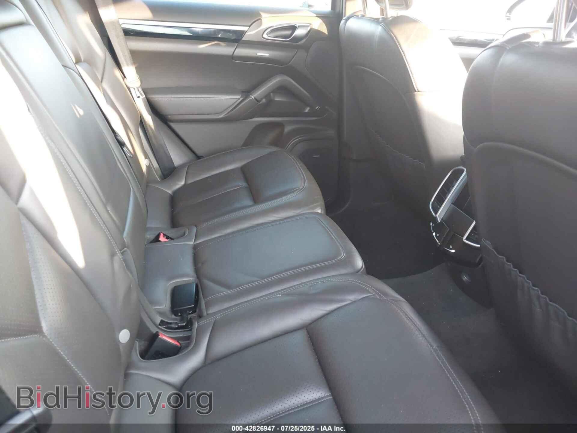 2016 PORSCHE CAYENNE - VIN: WP1AA2A26GLA04493 - Фото 8