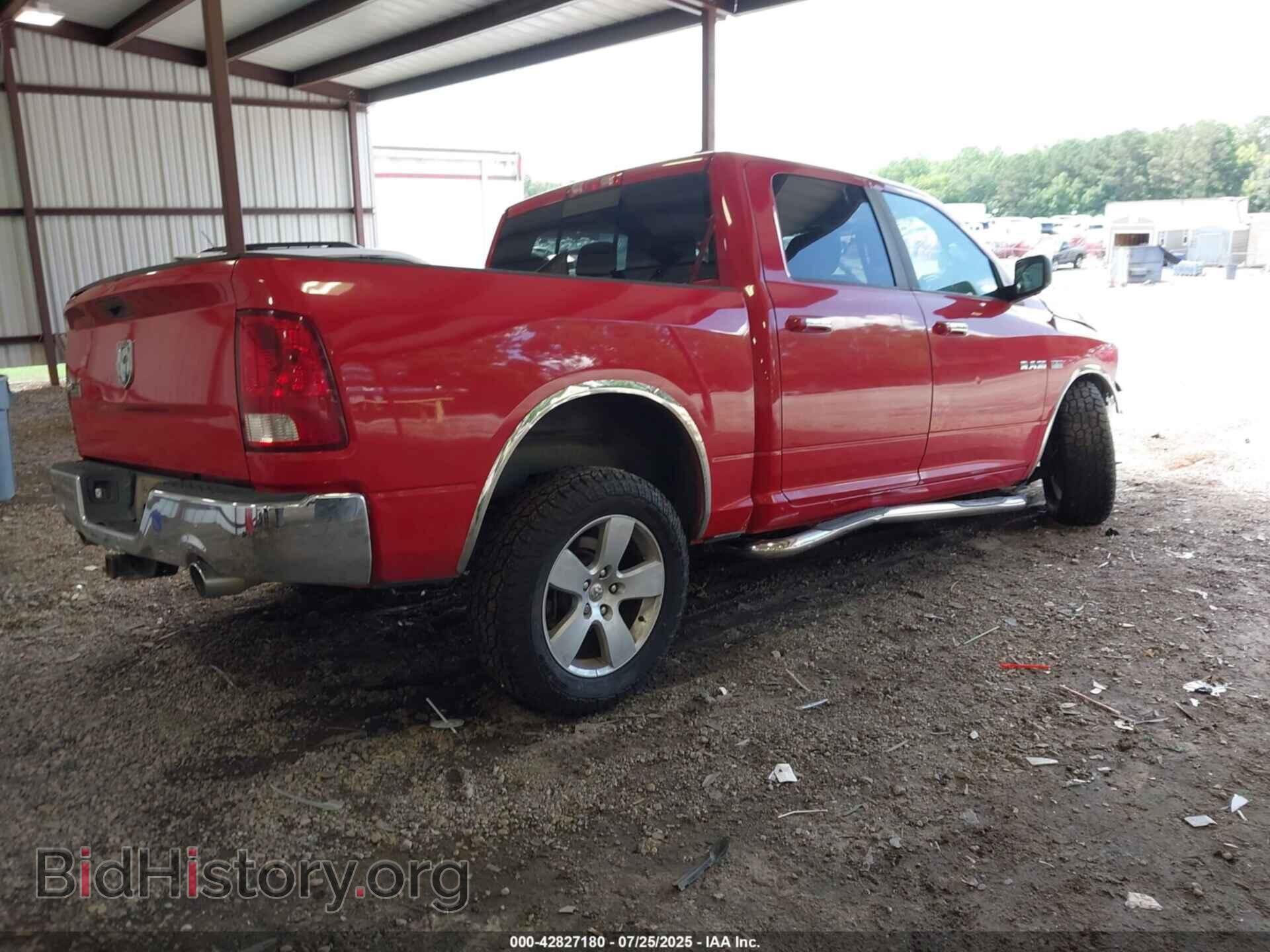 2010 DODGE RAM 1500 - VIN: 1D7RB1CT1AS195762 - Фото 4