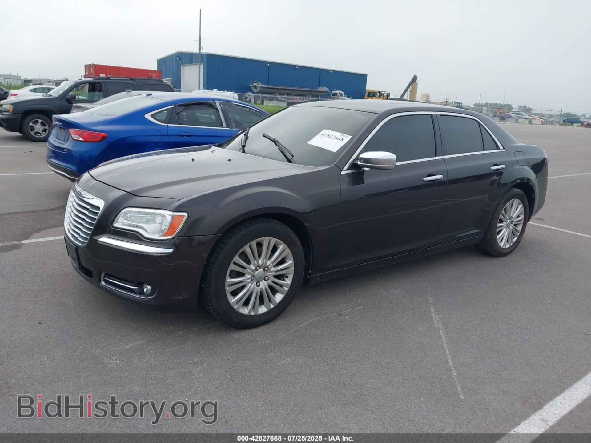 2012 CHRYSLER 300 - VIN: 2C3CCAHG8CH313734 - Фото 2
