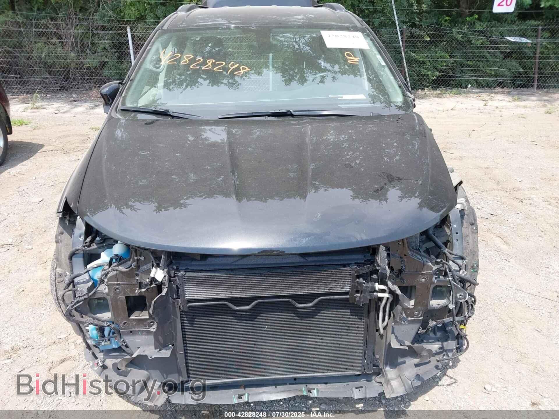 2018 CHRYSLER PACIFICA - VIN: 2C4RC1BG5JR143970 - Фото 18