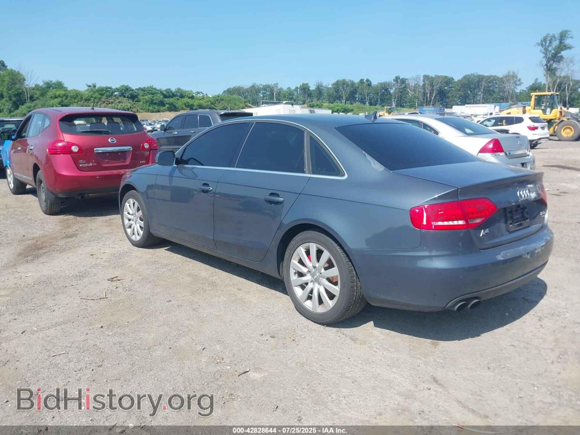 2011 AUDI A4 - VIN: WAUHFAFL2BN049471 - Фото 3