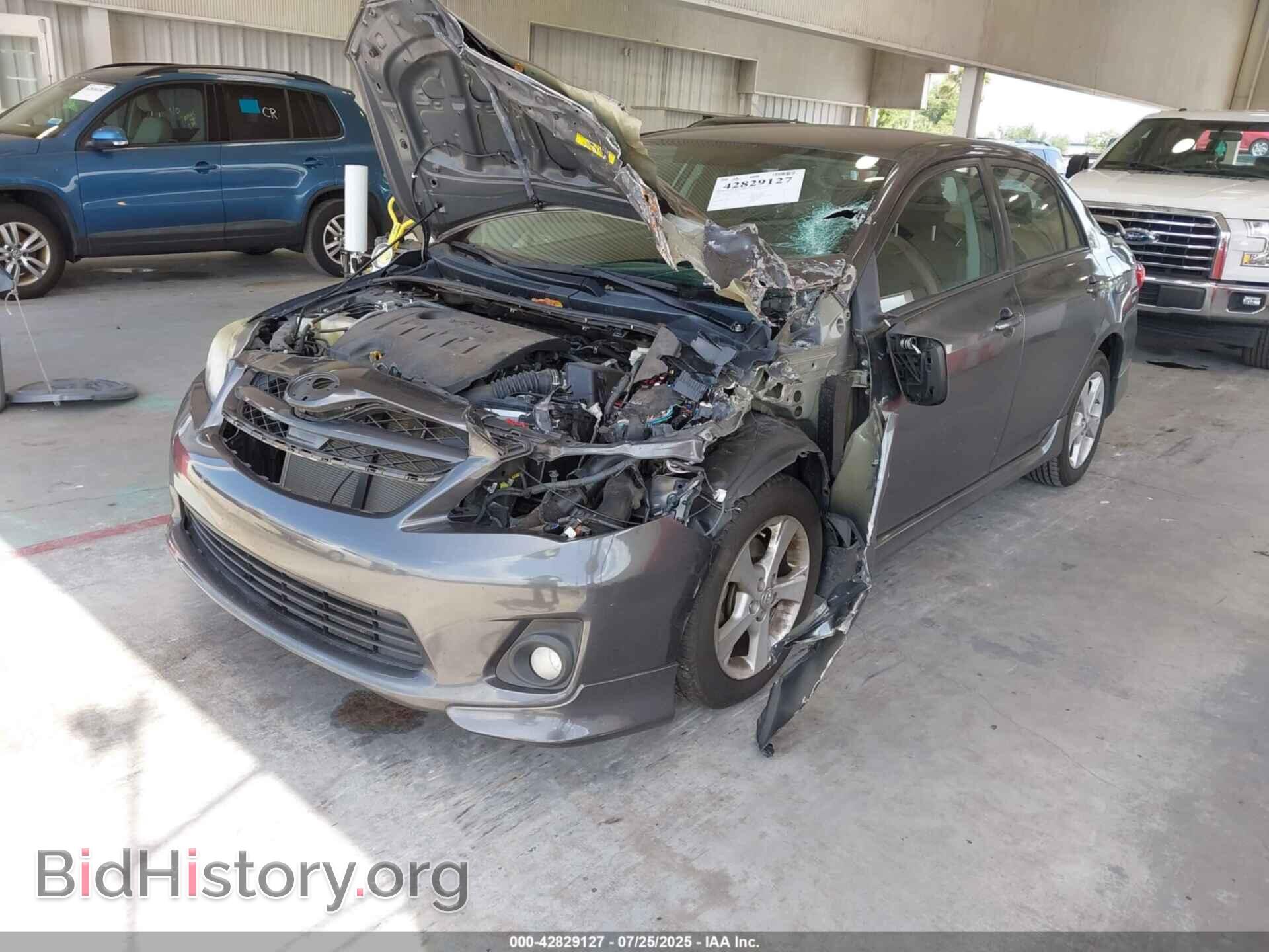2011 TOYOTA COROLLA - VIN: 2T1BU4EEXBC597966 - Фото 2