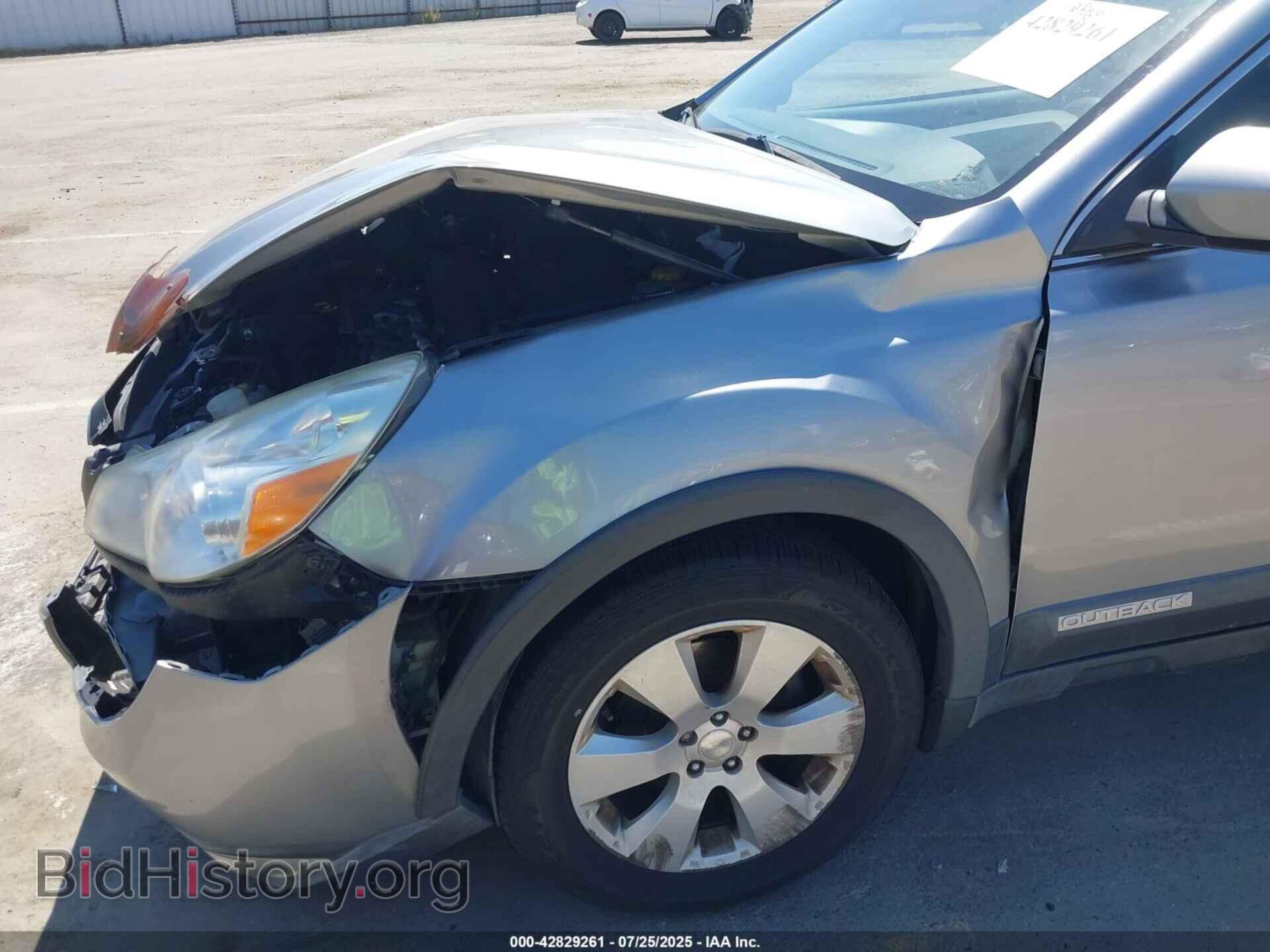 2011 SUBARU OUTBACK - VIN: 4S4BRBFC7B3350413 - Фото 18