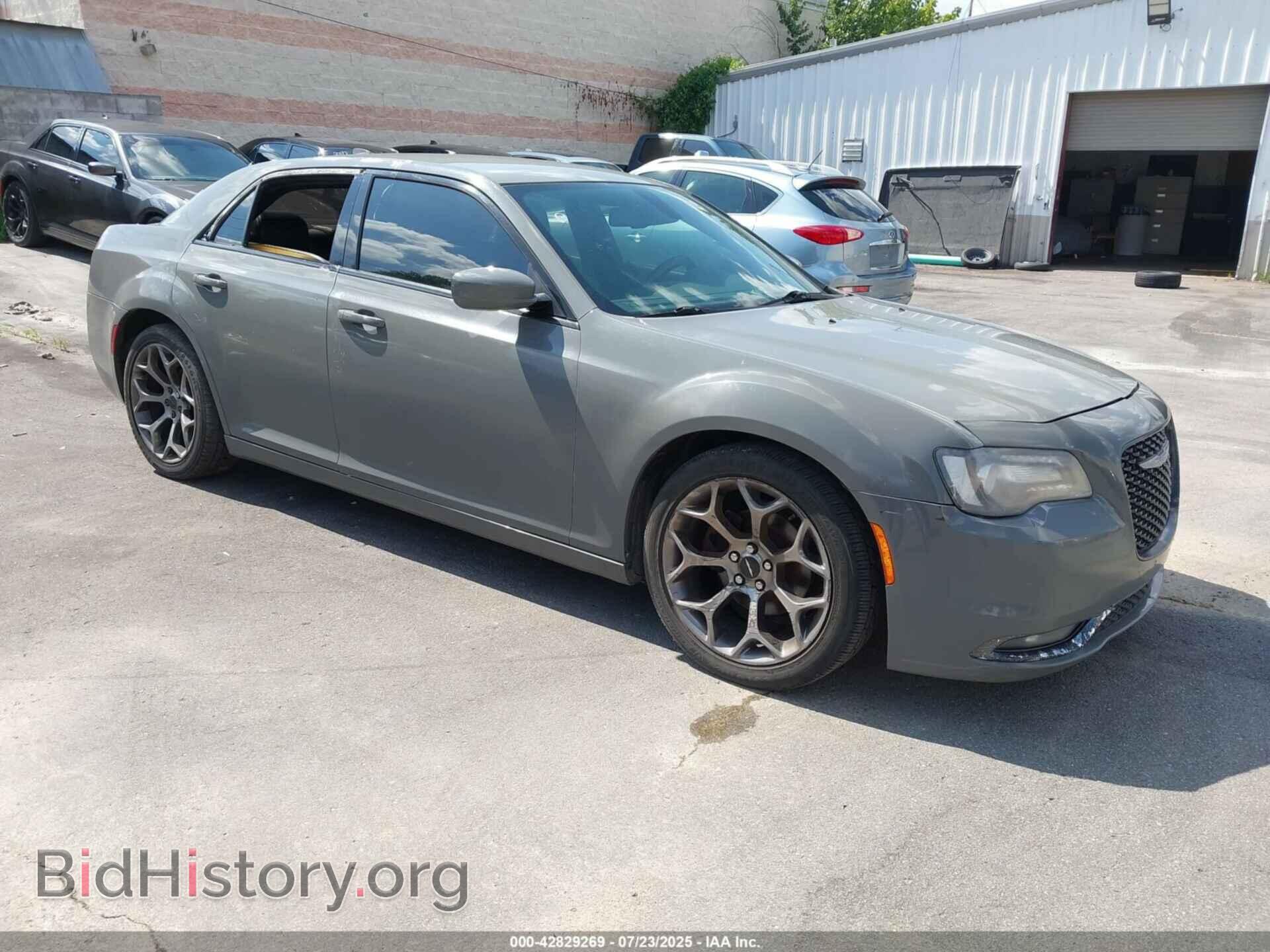 Фотография 2C3CCABG5JH143001 - CHRYSLER 300 2018
