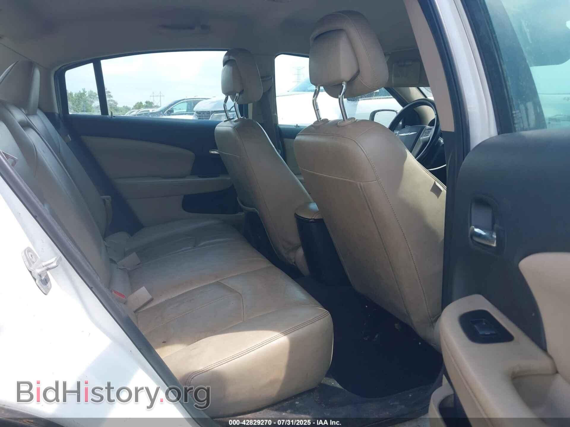 2012 CHRYSLER 200 - VIN: 1C3CCBCB3CN148734 - Фото 8