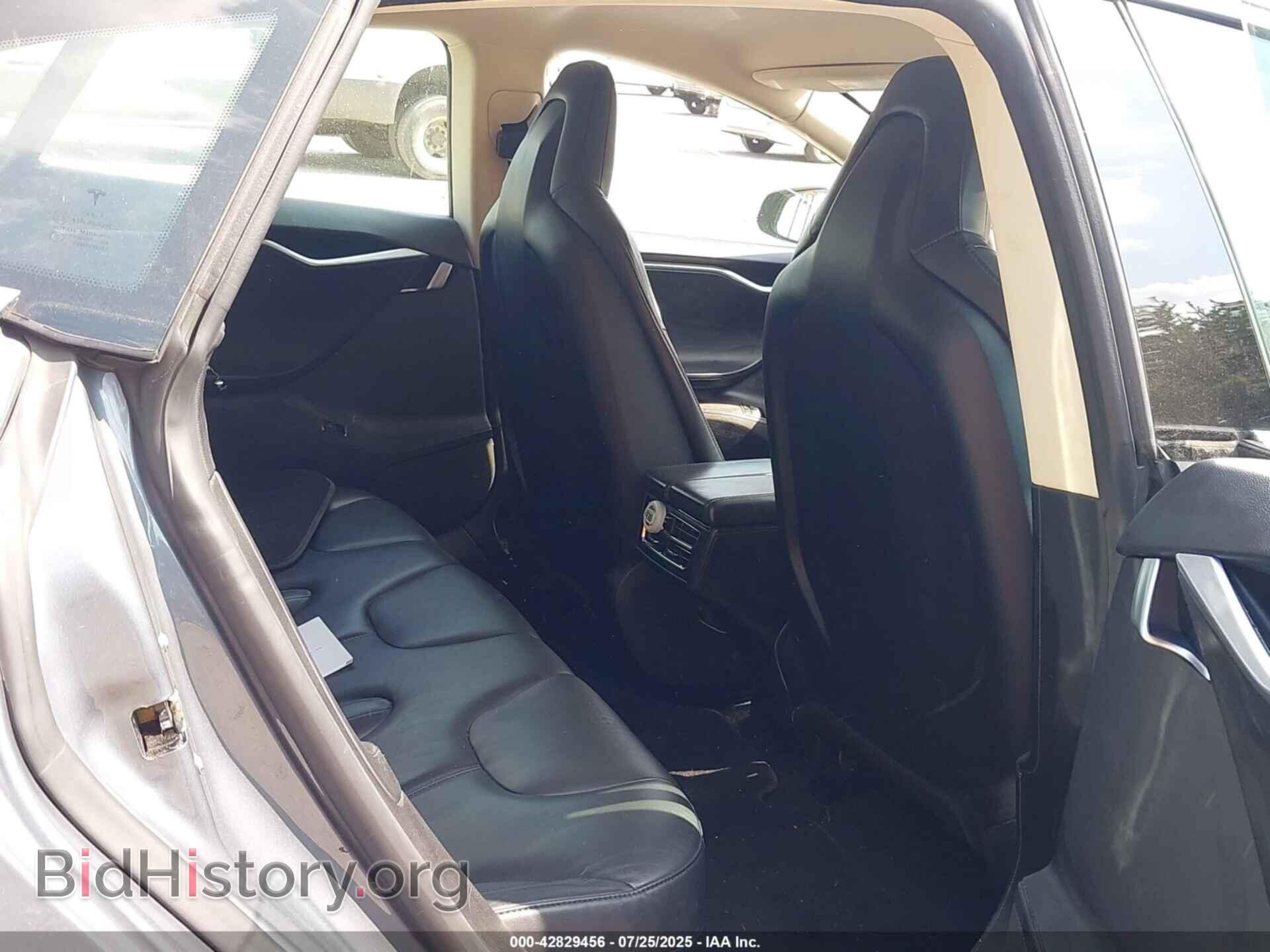 2013 TESLA MODEL S - VIN: 5YJSA1CN7DFP04318 - Photo 8