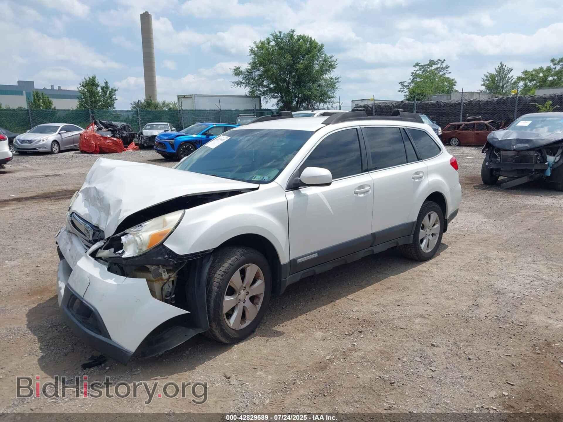 2011 SUBARU OUTBACK - VIN: 4S4BRCCC4B3368118 - Фото 2
