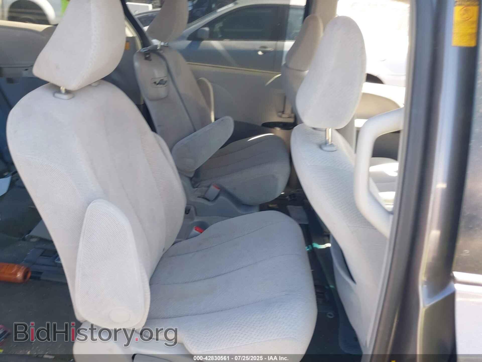 2013 TOYOTA SIENNA - VIN: 5TDKK3DC8DS287535 - Фото 8