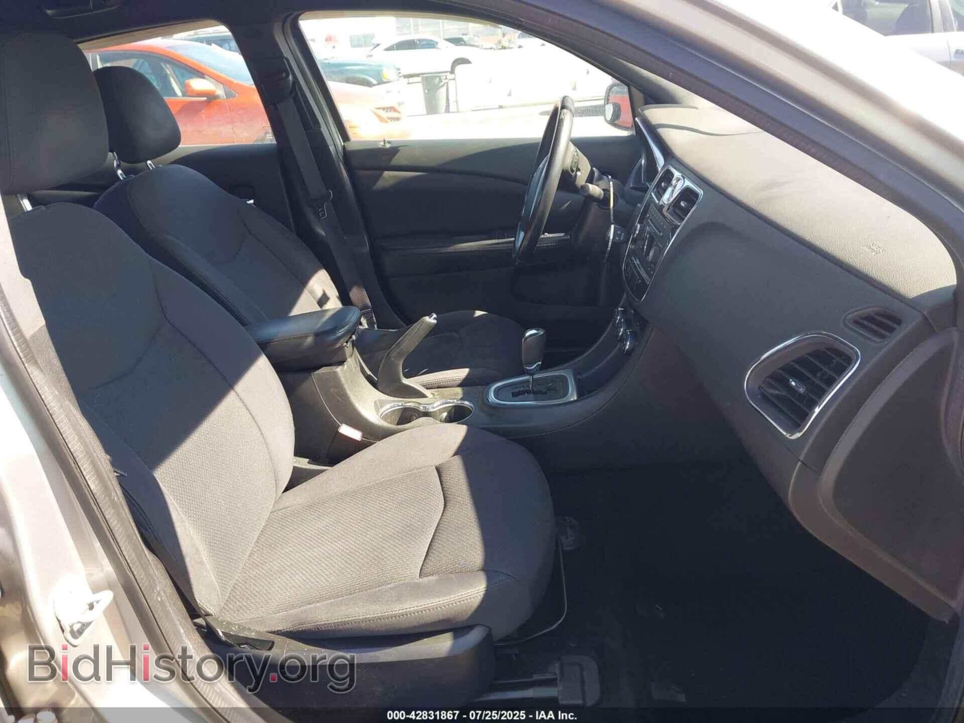2013 CHRYSLER 200 - VIN: 1C3CCBBB2DN672167 - Фото 5