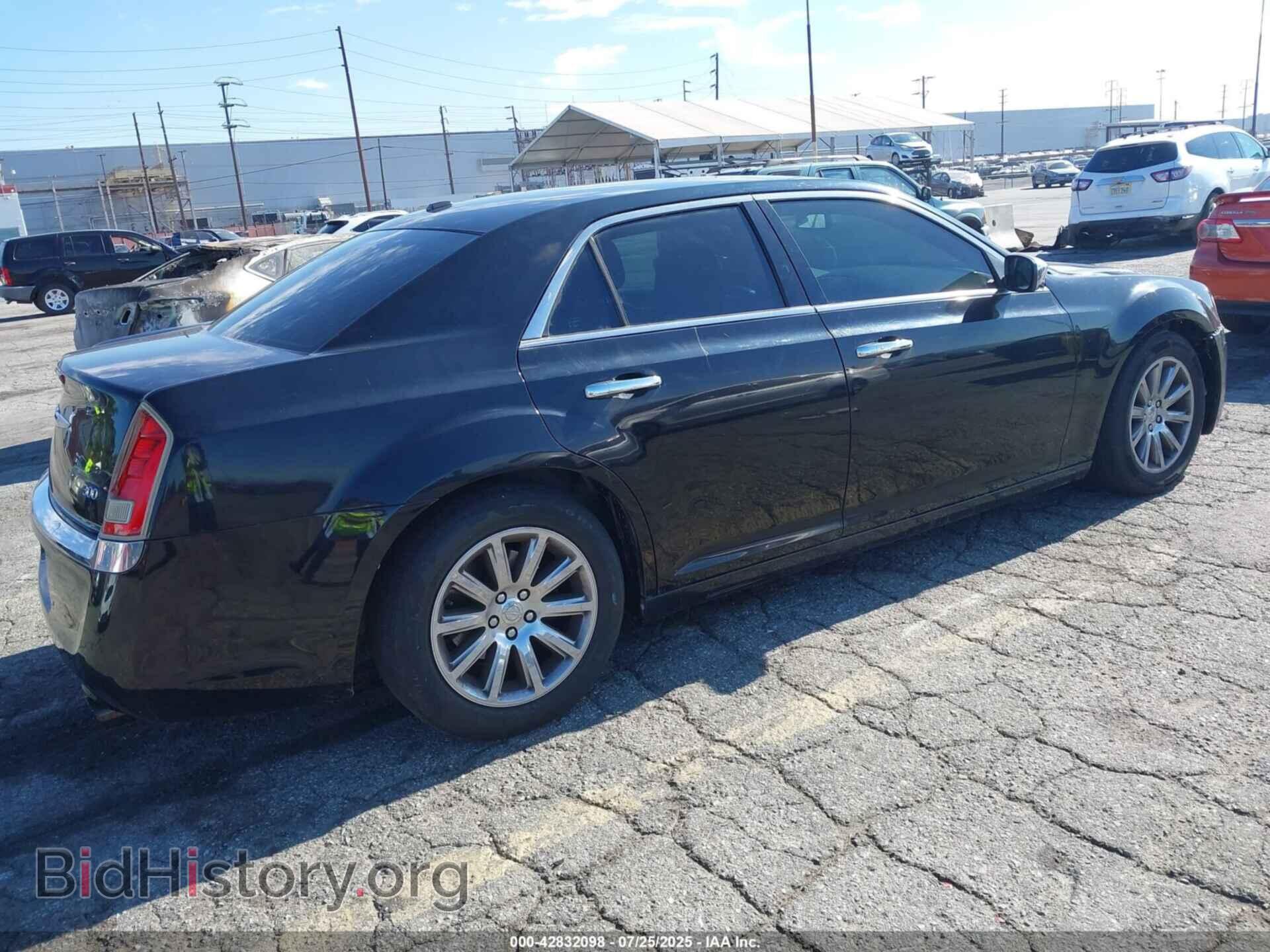 2012 CHRYSLER 300 - VIN: 2C3CCACG6CH242413 - Фото 4
