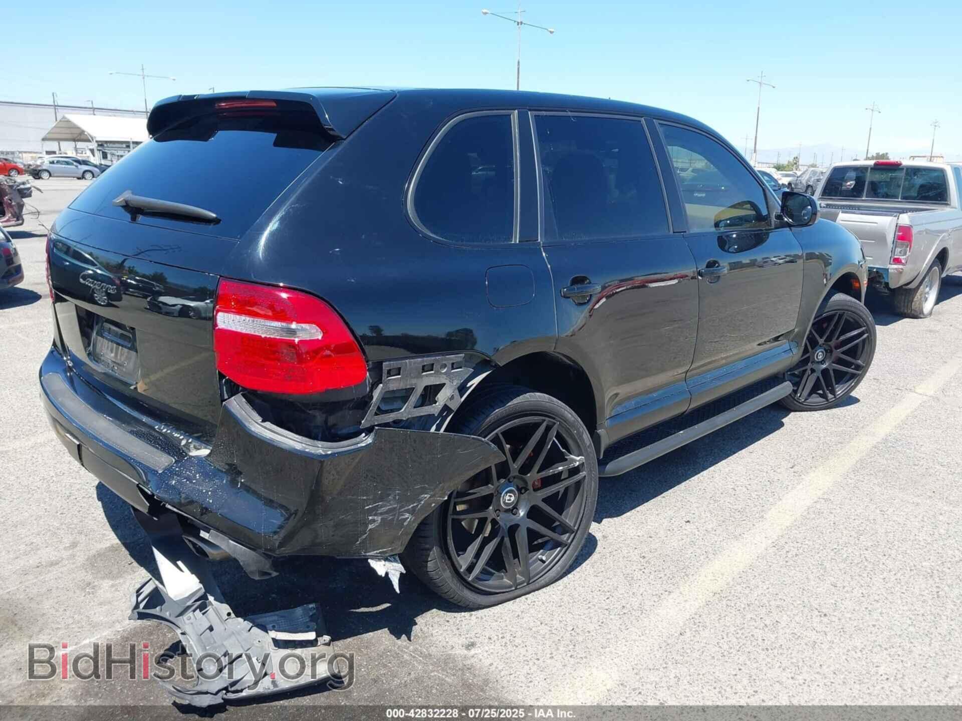 2010 PORSCHE CAYENNE - VIN: WP1AA2AP3ALA02820 - Фото 4