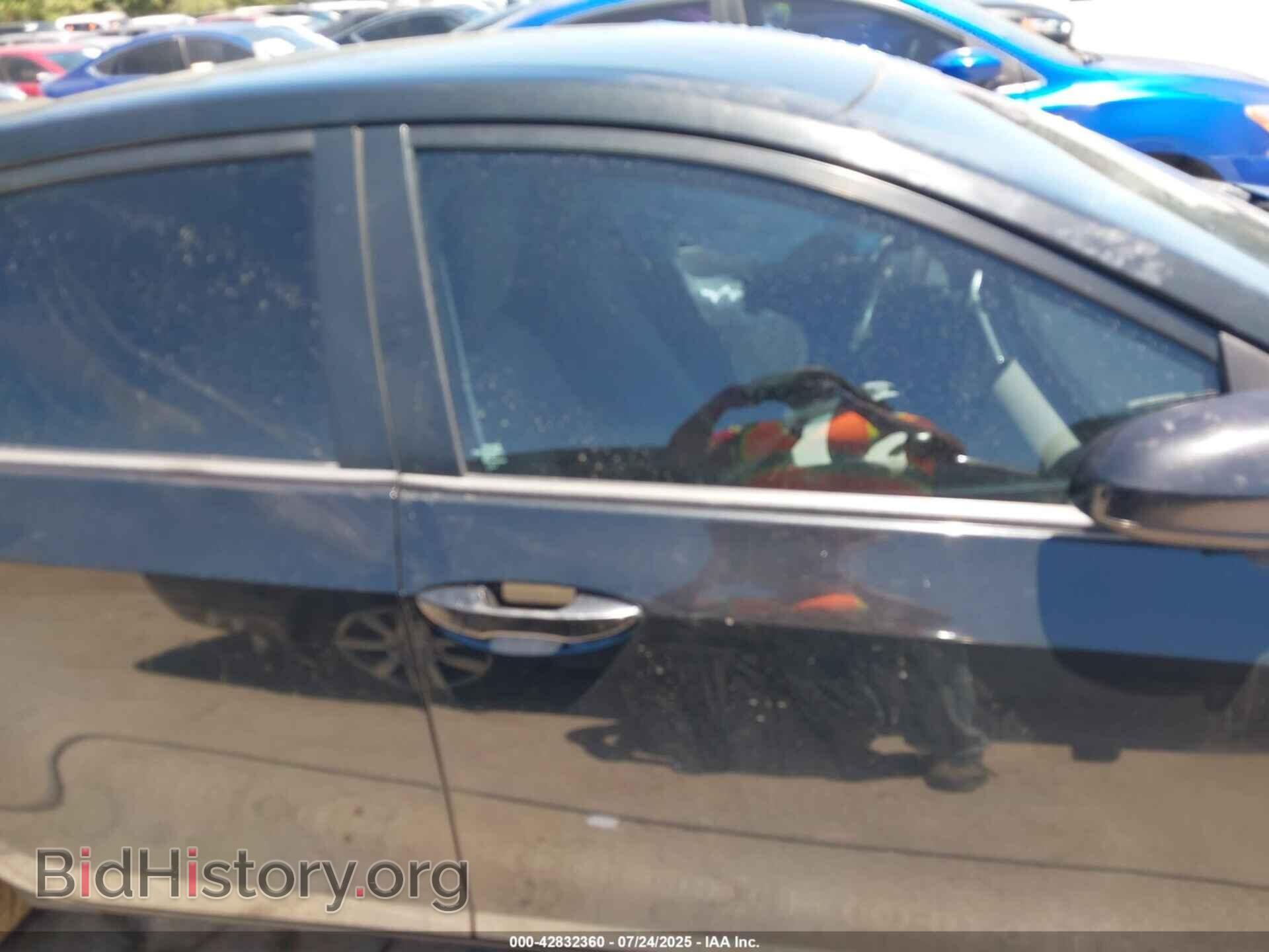 2017 TOYOTA COROLLA - VIN: 5YFBURHE2HP662035 - Фото 13