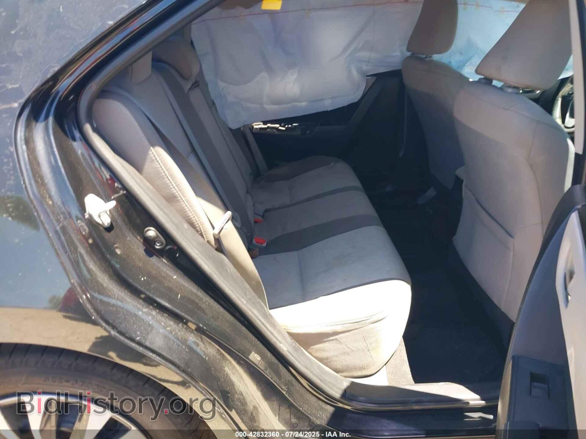 2017 TOYOTA COROLLA - VIN: 5YFBURHE2HP662035 - Фото 8